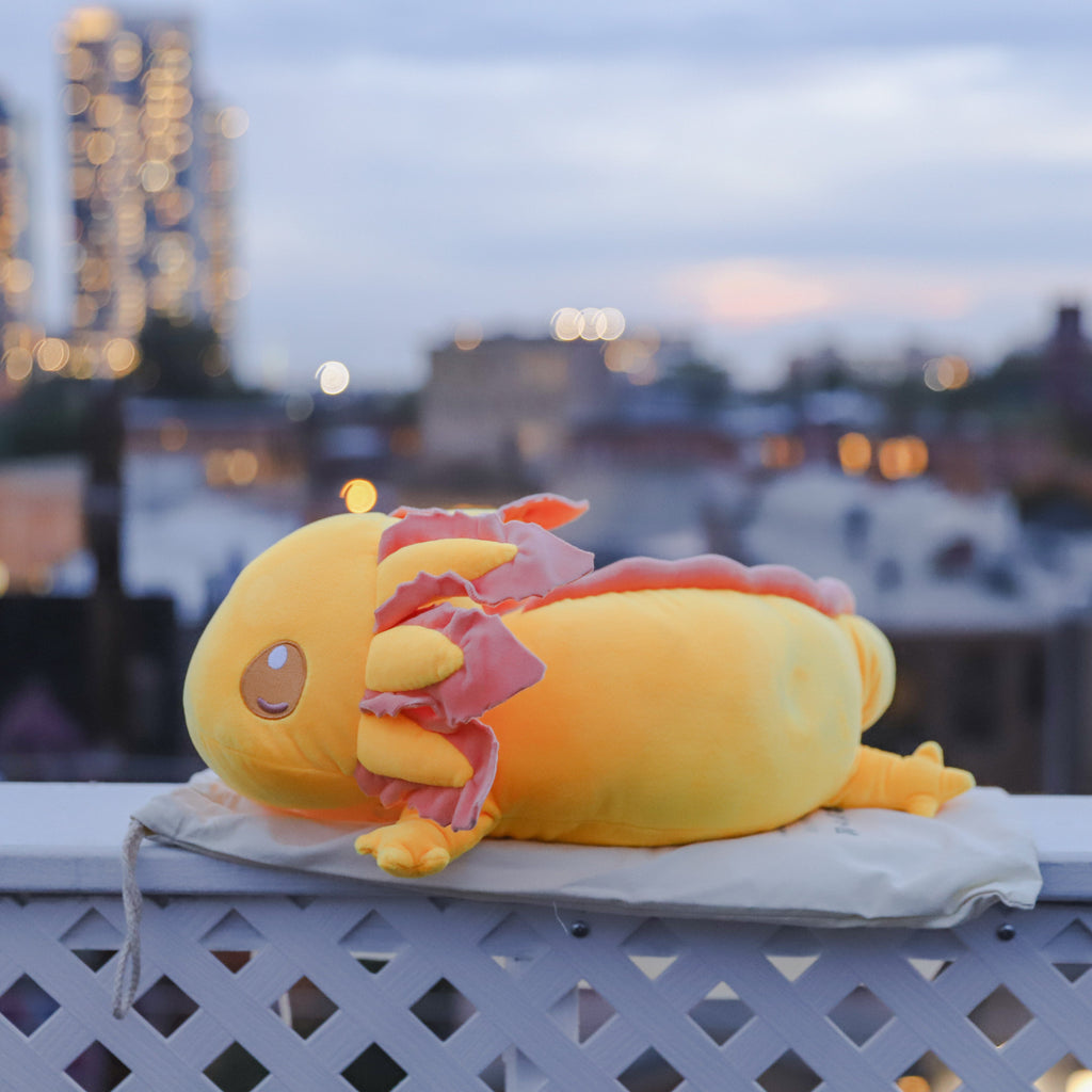 Yellow Weighted Realistic Axolotl Plush - 4lbs (1.8kg)